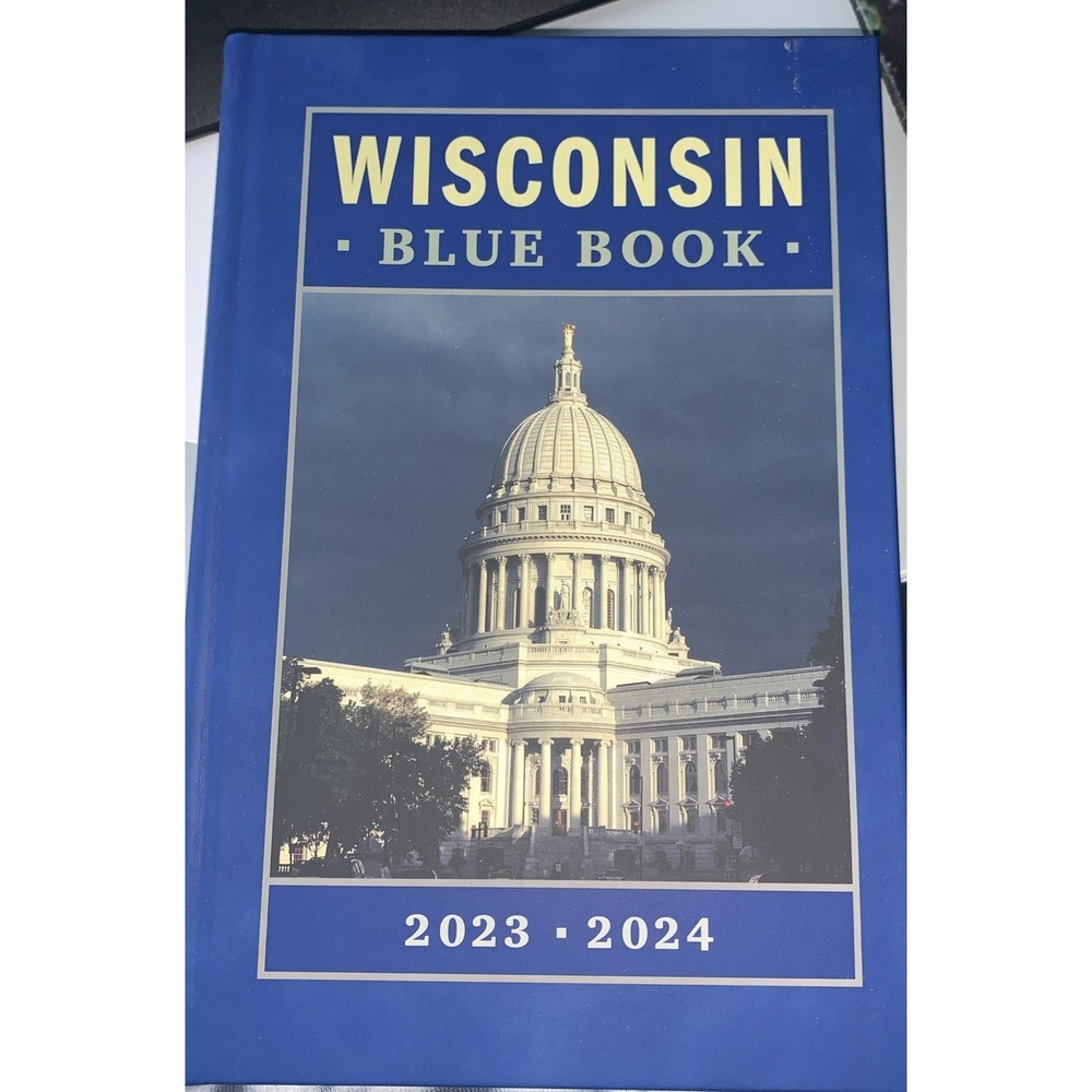 2023-2024 Wisconsin Blue Book‎ - Hardcover